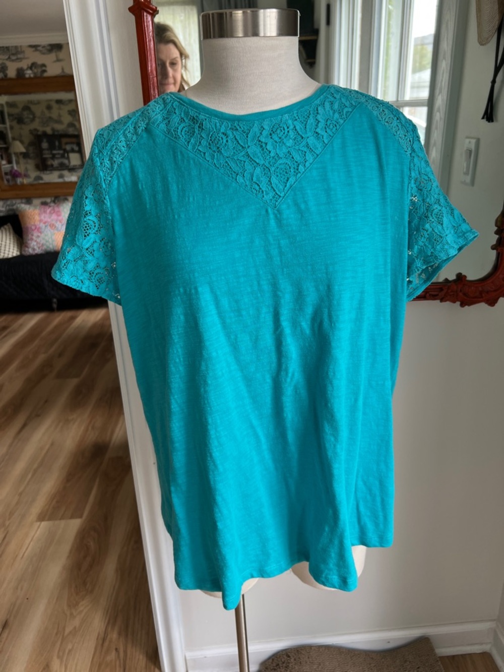 Liz Claiborne Teal Lace-Yoke Short Sleeve Top